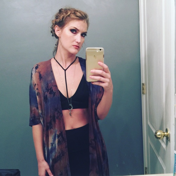 Mists of Avalon Kimono - Picture 1 of 4